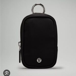 🆕 LULULEMON Clippable Nano Pouch 🆕